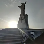 Atico Mirador Del Naranco, Parking Gratuito En Zona Residencial Y Alrededores Apartment *