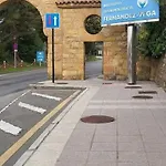 Apartment Atico Mirador Del Naranco, Parking Gratuito En Zona Residencial Y Alrededores Oviédo