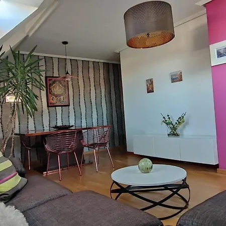 Atico Mirador Del Naranco, Parking Gratuito, Wifi, Zona Residencial * Oviédo