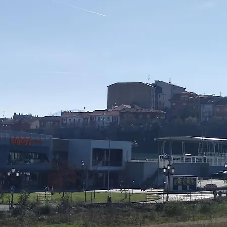 Atico Mirador Del Naranco, Parking Gratuito, Wifi, Zona Residencial Oviédo