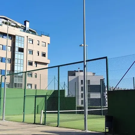 Atico Mirador Del Naranco, Parking Gratuito, Wifi, Zona Residencial * Oviedo