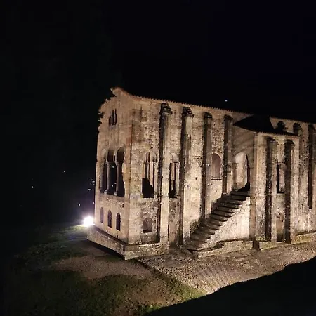 Atico Mirador Del Naranco, Parking Gratuito En Zona Residencial Y Alrededores